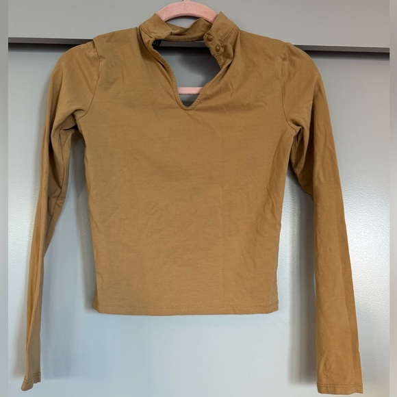 Camel Long Sleeve Choker V Neck Top - Picture 3 of 6